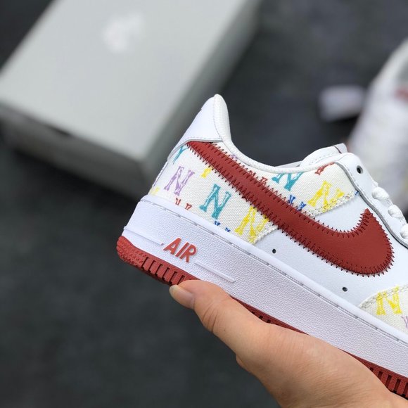 Nike Air Force 1 Low ’07  MLB